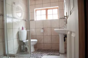 Brooklyn Guesthouses - Banheiro