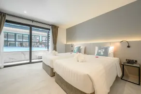 Tour De Phuket Hotel - SHA Plus - Chambre