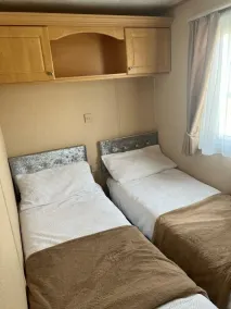 The Chase Ingoldmells Hathaway II 6 Berth Central Heated gated veranda FREE WIFI - Værelse