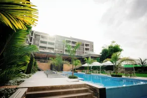 Trademark Suites at Enaki Town - Pool