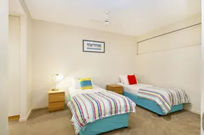 Space Holiday Apartments - Room