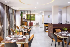 Executive Hotel and Suites - Restaurant