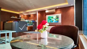 Lamar Park for serviced apartments - Reception