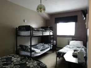 Peakstones Inn - Chambre
