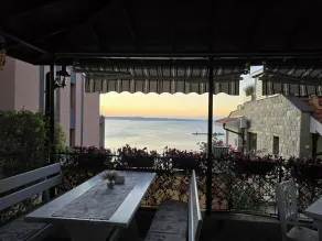 ORION Guest House - Restaurant