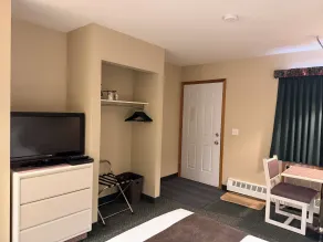 The King's Motel - Room