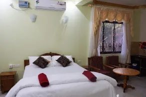 Pritams Cottages Guest House - Room
