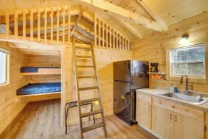 Mauston Studio Cabin ~ 15 Mi to Wisconsin Dells! - Innenbereich