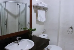 Tre Xanh Hotel - Bathroom