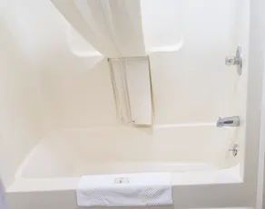 Quality Inn Seymour I-65 - Salle de bain