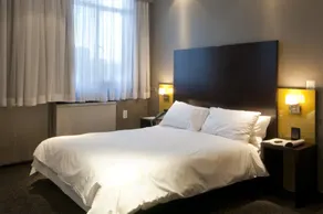 Manhattan Hotel - Room