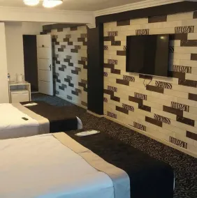 Kremon Hotel - Zimmer