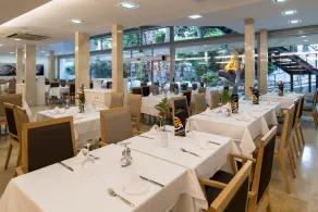 Climia Belroy 4 Sup - Restaurang
