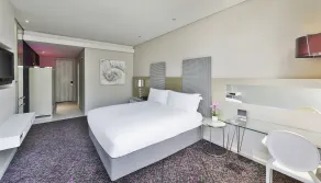 Cape Town Marriott Hotel Crystal Towers - Room