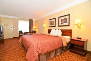 Peach State Inn & Suites - Værelse