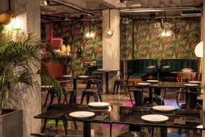  Max Brown Hotel Downtown, part of Sircle Collection (Formally known as Dave Red) - Restaurant
