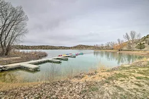 Rustic Cabin Near Palisade State Park w/ Deck! - Interiör
