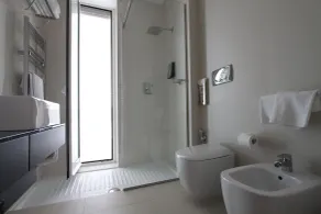Soglow Business Class Hotel - Bathroom