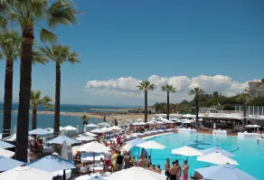 Beachside Puerto Banus Stunning Apartment 212 - Pool