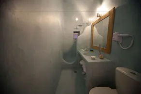 Fanari Vista Suites - Bathroom
