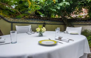 Old Legends Hotel - Restaurant