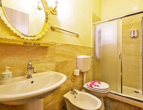 Hollywood Inn Palermo - Bagno