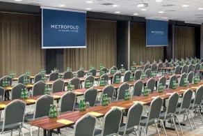 Metropolo by Golden Tulip Krakow - Room