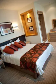 Strangford Arms Hotel - Room