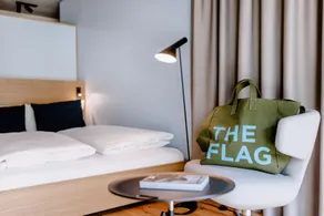 THE FLAG West M. - Chambre