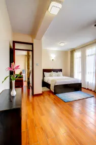 Highlands Suites Apartment Hotel - Room