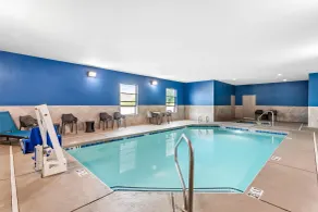 Hampton Inn & Suites Farmington - Piscine