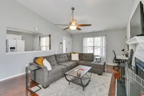 Convenient Hope Mills Home ~ 6 Mi to Fayetteville! - Interiør