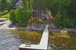 Waterfront Deck + Views: Schroon Lake Sanctuary - Innvendig