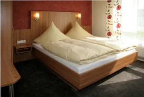 Sinzingers Krone Hotel und Restaurant - Quarto