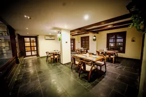 The Sky Court - An Hospitality - Restaurant