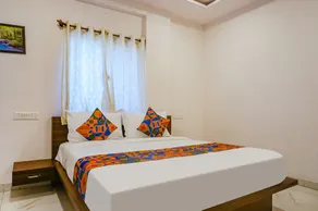 Fabhotel Spot Light - Chambre