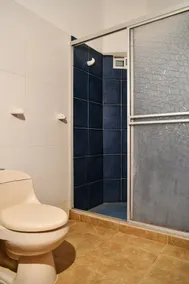 Hotel Isla Mágica - Bathroom