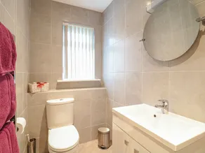 Little Lanes - Bathroom