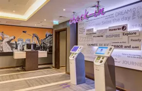 Premier Inn Horsham Town Centre - Recepción