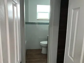 Pompano Breeze - Bathroom