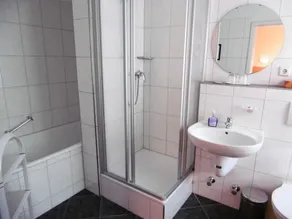Bad Bruckhaus Erlebnishotel - Badezimmer