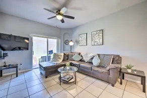 Chic Resort Townhome ~ 9 Mi to Disney Parks! - Interiør