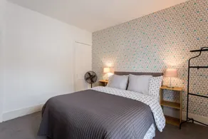Ashton House - Stylish 2 Bedroom House, Close to Luton Town Center & Airport - Chambre