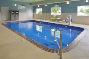 Holiday Inn Express & Suites - Omaha - 120th and Maple by IHG - Pool