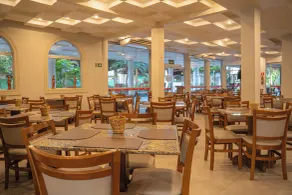 Ramada by Wyndham Porto Seguro Praia - Restaurang