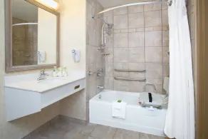 Holiday Inn Express Hotel & Suites Minot South by IHG - Chambre