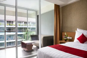 Ramada Encore by Wyndham Seminyak Bali - Vue de la chambre