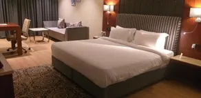 Babylon Capital - Room