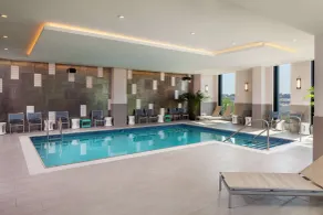 Hampton by Hilton at the Boston Seaport District - Pool