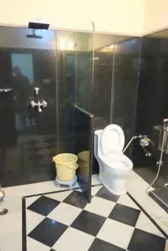 Hotel Bharat Villas Jaisalmer - Bathroom